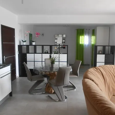 Apartment Chiara *