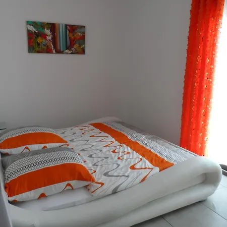 Chiara Apartment *
