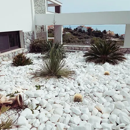 Chiara * Limenaria (Thasos)